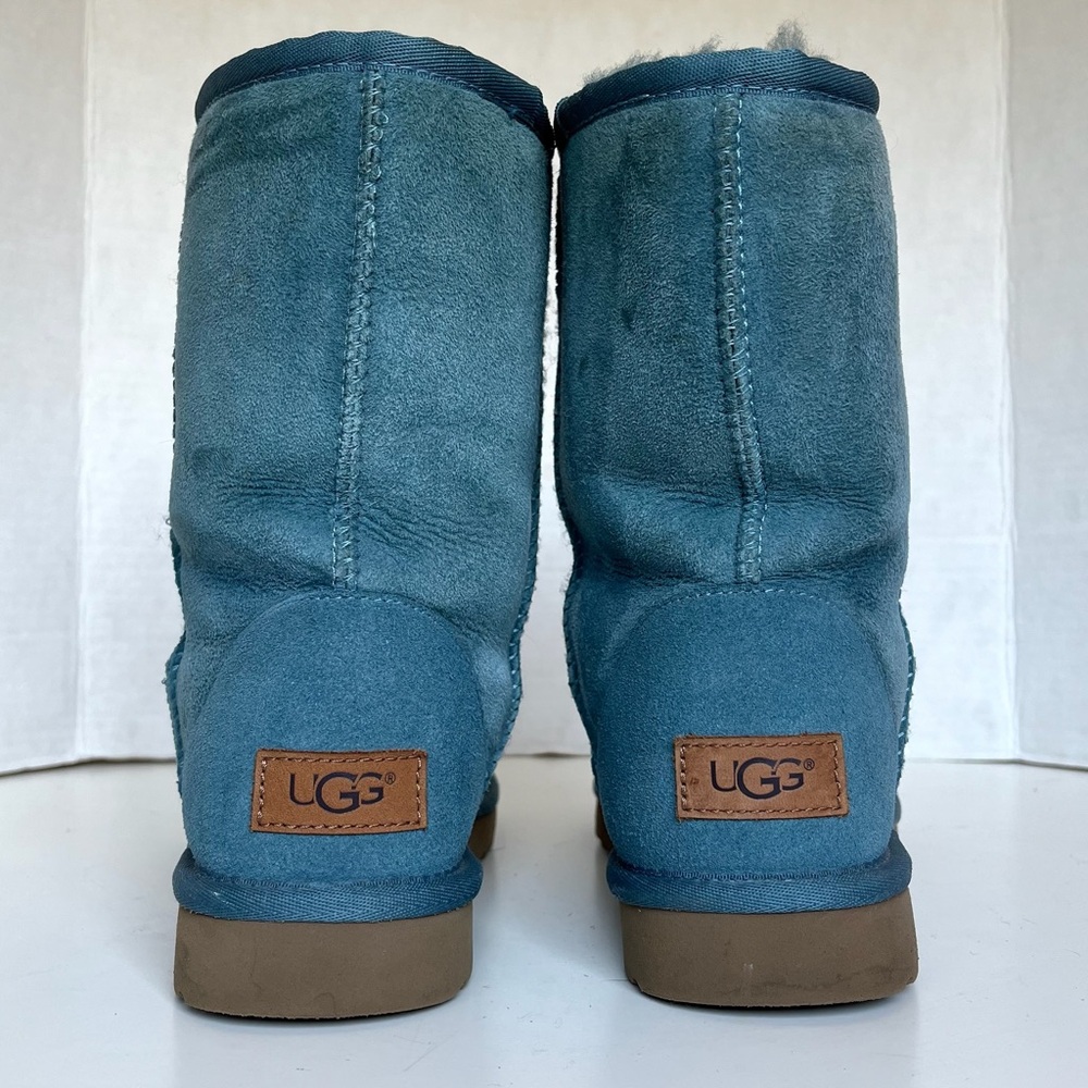 Ugg Classic Short Ii Boots Short Ii Boots - image 4